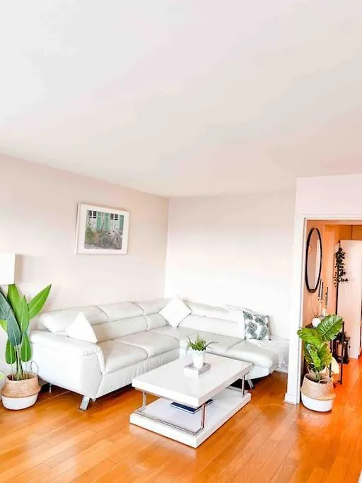 Beautifully Decorated 2Bedroom Apartment Paris