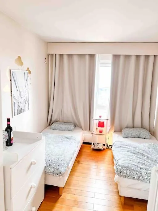 Beautifully Decorated 2Bedroom Apartment Paris